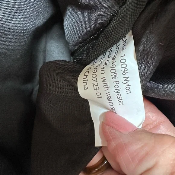 Dolce & Gabbana Beauty Quilted Black Cosmetic Pouch Makeup Bag Black - Picture 2 of 5